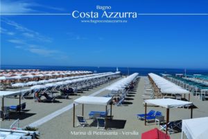 vista della spiaggia del bagno Costa Azzurra in Versilia